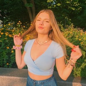 Meet your Posher, Grace